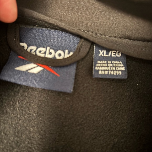Reebok Men’s Black Softshell Full-Zip Jacket Size XL New Condition - Picture 4 of 4
